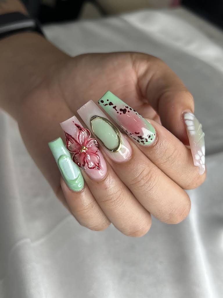 Utopia Nail Spa